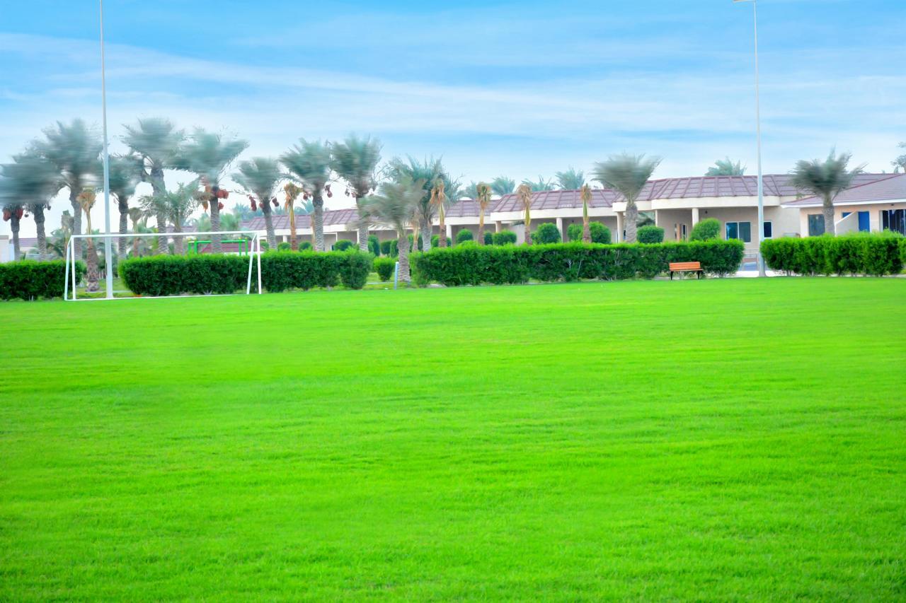 Radisson Blu Resort, Al Khobar Halvmånebugten Eksteriør billede Al-Ahly Club